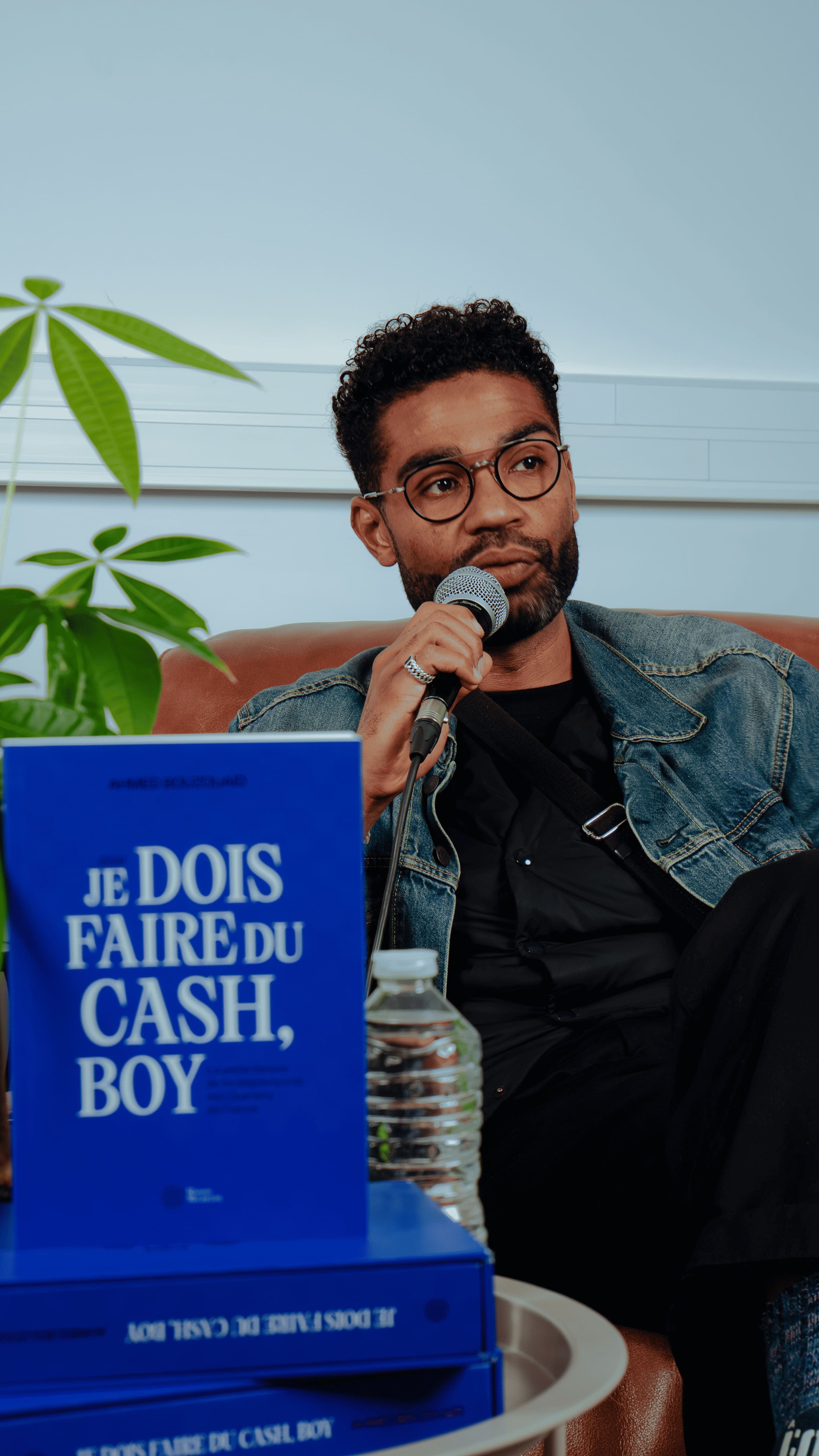 1 ER ÉDITION RISE UP VOICES AVEC Ahmed Bouzouaïd